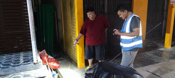 ไฟล์แนบ การประปาส่วนภูมิภาคสาขาหลังสวน ลงพื้นที่ทำ Step Test พร้อมเดินสำรวจหาท่อแตกรั่ว 