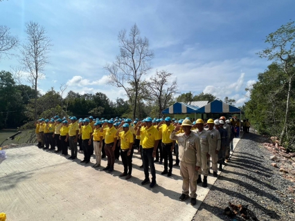 ไฟล์แนบ การประปาส่วนภูมิภาคสาขากาญจนดิษฐ์ ร่วมกิจกรรมจิตอาสา เนื่องในวันคล้ายวันสวรรคต พระบาทสมเด็จพระชนกาธิเบศร มหาภูมิพลอดุลยเดช มหาราชบรมนาถบพิตร 13 ตุลาคม 2566 ภายใต้กิจกรรม "จิตอาสาพัฒนาและปล่อยพันธุ์สัตว์น้ำ ณ ริมเขื่อนคลองบ้านเฉงอะ หมู่ที่ 4 ตำบลตะเคียนทอง" ในวันที่ 11 ตุลาคม 2566