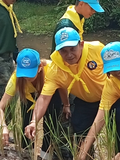 ไฟล์แนบ การประปาส่วนภูมิภาคสาขาชุมพร ร่วมดำเนินกิจกรรม จิตอาสาจังหวัดชุมพร ร่วมทำความดีถวายพระราชกุศล พระบาทสมเด็จพระบรมชนกาธิเบศร มหาภูมิพลอดุลยเดชมหาราช บรมนาถบพิตร 