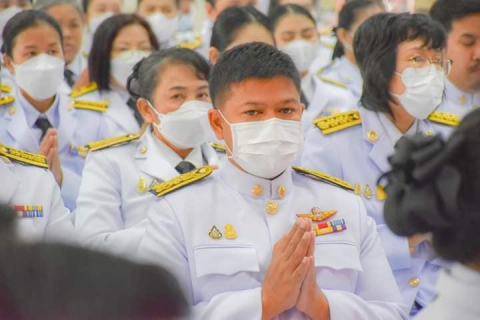 ไฟล์แนบ การประปาส่วนภูมิภาคสาขาท่าแซะ ร่วมพิธีทำบุญตักบาตรถวายพระราชกุศล และวางพวงมาลาถวายราชสักการะ เนื่องในวันนวมินทรมหาราช 13 ตุลาคม 2566
