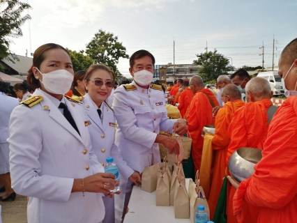ไฟล์แนบ การประปาส่วนภูมิภาคสาขาท่าตะโก ร่วมพิธีทำบุญตักบาตรถวายพระราชกุศล และพิธีวางพวงมาลาถวายราชสักการะในวันนวมินทรมหาราช 13 ตุลาคม 2566 