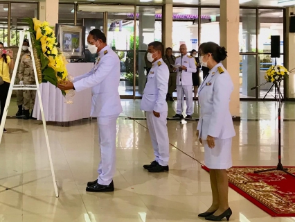 ไฟล์แนบ กปภ.สาขาตราด ร่วมพิธีทำบุญตักบาตรถวายพระราชกุศล และพิธีวางพวงมาลา เนื่องในวันนวมินทรมหาราช 