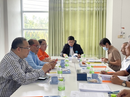 ไฟล์แนบ รปก.5 ลงพื้นที่ ประชุมติดตาม/เร่งรัด งานจ้างเหมาก่อสร้างสถานีจ่ายน้ำ และวางระบบท่อจ่ายน้ำการประปาส่วนภูมิภาคสาขาสุราษฎร์ธานี (ชั้นพิเศษ) อำเภอเมือง-พุนพิน