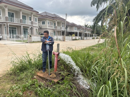 ไฟล์แนบ การประปาส่วนภูมิภาคสาขากระบี่ ดำเนินการตามแผนงานบริการและควบคุมน้ำสูญเสีย โบล์วน้ำเพื่อระบายตะกอนในเส้นท่อ บริเวณถนนคุณแม่ ตำบลปากน้ำ อำเภอเมืองกระบี่ จังหวัดกระบี่