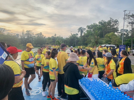 ไฟล์แนบ กปภ.สาขาตราด ร่วมสนับสนุนน้ำดื่มบรรจุขวดตราสัญลักษณ์ กปภ. และเข้าร่วมโครงการ แสงนำใจ ไทยทั้งชาติ เดิน วิ่ง ปั่น ป้องกันอัมพาต ครั้งที่ 9 เฉลิมพระเกียรติ จังหวัดตราด