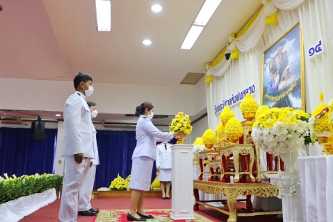 ไฟล์แนบ กปภ.สาขาปทุมธานี เข้าร่วมพิธีวางพานพุ่มดอกไม้สดถวายราชสักการะ  เนื่องในวันพระบิดาแห่งฝนหลวง ประจำปี 2566