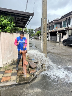 ไฟล์แนบ กปภ.สาขาสงขลา ลงพื้นที่ระบายตะกอนในเส้นท่อบริเวณพื้นที่ หมู่ที่ 5 - หมู่ที่ 6 ต.น้ำน้อย อ.หาดใหญ่ จ.สงขลา