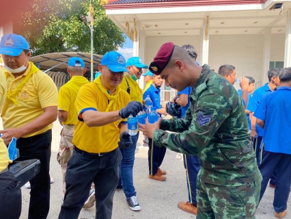 ไฟล์แนบ การประปาส่วนภูมิภาค(กปภ.) สาขาอรัญประเทศ เข้าร่วมกิจกรรมจิตอาสาพัฒนาเนื่องในวันคล้ายวันพระบรมราชสมภพพระบาทสมเด็จพระบรมชนกาธิเบศร มหาภูมิพลอดุลยเดชมหาราช บรมนาถบพิตร ณ จุดผ่านแดนถาวรบ้านคลองลึก ต. อรัญประเทศ อ.อรัญประเทศ จ.สระแก้ว