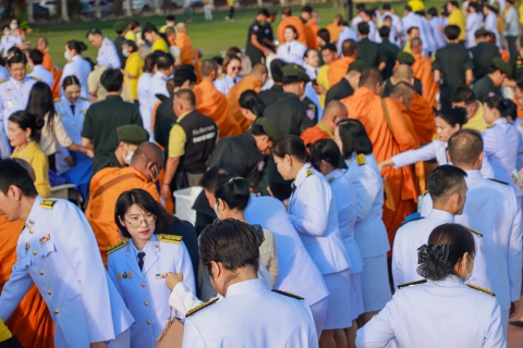 ไฟล์แนบ กปภ.สาขากำแพงเพชร ร่วมพิธีเจริญพุทธมนต์และทำบุญตักบาตรถวายพระราชกุศล เนื่องในวันคล้ายวันพระบรมราชสมภพ พระบาทสมเด็จพระบรมชนกาธิเบศร มหาภูมิพลอดุลยเดชมหาราช บรมนาถบพิตร วันชาติ และวันพ่อแห่งชาติ 5 ธันวาคม 2566 