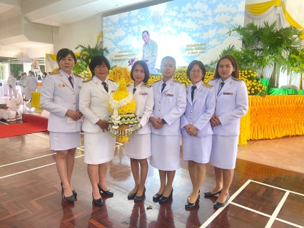 ไฟล์แนบ กปภ.สาขาขลุง เข้าร่วมพิธีทำบุญถวายพระราชกุศล และพิธีถวายเครื่องราชสักการะพร้อมวางพานพุ่ม เนื่องในกิจกรรมวันคล้ายวันพระบรมราชสมภพ พระบาทสมเด็จพระบรมชนกาธิเบศรมหาภูมิพลอดุลยเดชมหาราช บรมนาถบพิตร วันชาติ และวันพ่อแห่งชาติ 5 ธันวาคม 2566