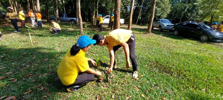ไฟล์แนบ การประปาส่วนภูมิภาคสาขากาญจนดิษฐ์ ร่วมกิจกรรมจิตอาสา เนื่องในวันคล้ายวันพระบรมราชสมภพพระบาทสมเด็จพระชนกาธิเบศร มหาภูมิพลอดุลยเดช มหาราชบรมนาถบพิตร วันชาติ และวันพ่อแห่งชาติ 5 ธันวาคม 2566 ภายใต้กิจกรรม "จิตอาสาพัฒนาบริเวณค่ายลูกเสือบ้านแม่โมกข์ หมู่ที่ 7 ตำบลกรูด"ในวันที่ 6 ธันวาคม 2566