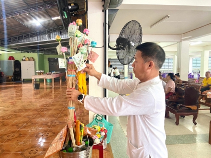 ไฟล์แนบ กปภ.สาขาขลุง เข้าร่วมกิจกรรมเข้าวัดทำบุญวันธรรมสวนะ (วันพระ) ณ วัดดอนอุดม ตำบลบ่อ อำเภอขลุง จังหวัดจันทบุรี