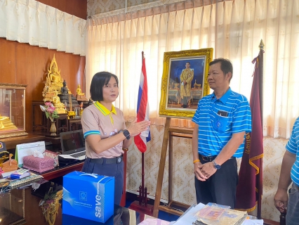 ไฟล์แนบ การประปาส่วนภูมิภาคสาขาไชยา ลงพื้นที่ พบปะพูดคุยกับผู้ใช้น้ำรายใหญ่ ภายใต้กิจกรรมมุ่งมั่นเพื่อปวงชน เติมใจให้กัน ในพื้นที่ อำเภอ ไชยา จำนวน 3 ราย พร้อมมอบของที่ระลึกสวัสดีปีใหม่