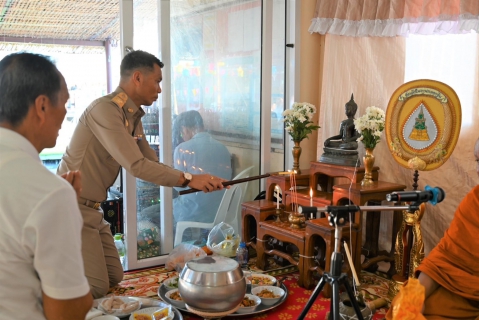 ไฟล์แนบ วันพฤหัสบดีที่ 28 ธันวาคม 2566 การประปาส่วนภูมิภาคสาขาคลองใหญ่ โดย นายศักดิกร เชื้อแพ่ง ผู้จัดการการประปาส่วนภูมิภาคสาขาคลองใหญ่ ได้เข้าร่วมโครงการประเพณีการแข่งขันเรือพายตำบลหาดเล็ก ประจำปีงบประมาณ 2567 พร้อมร่วมทำบุญสืบชะตาและพิธีขอขมาพระแม่คงคา ณ บริเวณลําคลองบ้านคลองมะขาม 