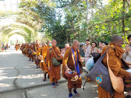 ไฟล์แนบ  กปภ.สาขากำแพงเพชร เข้าร่วมพิธีถวายภัตตาหารพระราชทานแด่พระภิกษุสงฆ์ สามเณร ตามโครงการจาริกธุดงค์เผยแพร่ธรรมเฉลิมพระเกียรติ จังหวัดลำพูน-จังหวัดพระนครศรีอยุธยา