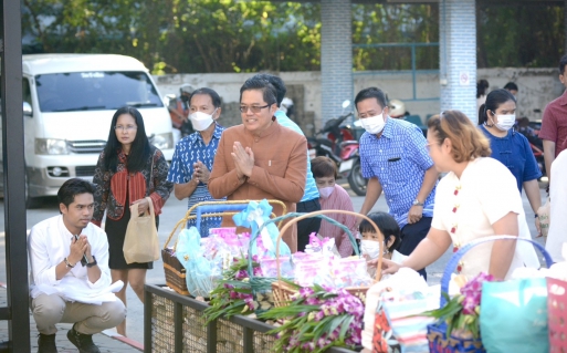 ไฟล์แนบ กปภ.สาขารังสิต(พ) ร่วมทำบุญตักบาตรข้าวสารอาหารแห้ง เนื่องในโอกาสวันขึ้นปีใหม่ พุทธศักราช 2567