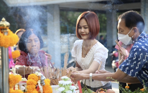 ไฟล์แนบ กปภ.สาขารังสิต(พ) ร่วมทำบุญตักบาตรข้าวสารอาหารแห้ง เนื่องในโอกาสวันขึ้นปีใหม่ พุทธศักราช 2567