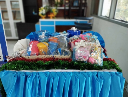 ไฟล์แนบ การประปาส่วนภูมิภาคสาขาท่าแซะ ร่วมสนับสนุนของขวัญ และของรางวัล ให้กับสำนักงานเทศบาลตำบลเนินสันติ อำเภอท่าแซะ จังหวัดชุมพร