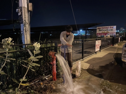 ไฟล์แนบ กปภ.สาขากำแพงเพชร รวมทีมระบายตะกอนในเส้นท่อจำหน่ายน้ำ 