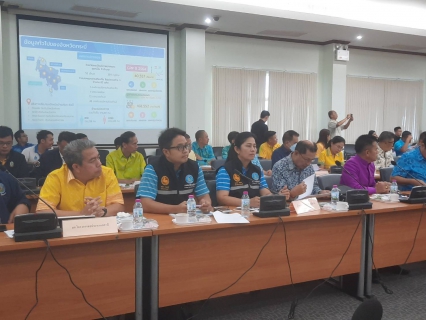 ไฟล์แนบ การประปาส่วนภูมิภาคสาขากระบี่ เข้าร่วมประชุมและสนับสนุนน้ำดื่มบรรจุขวดตราสัญลักษณ์ กปภ.จำนวน 2,400 ขวด ต้อนรับรัฐมนตรีช่วยว่าการกระทรวงมหาดไทย ท่านชาดา ไทยเศรษฐ์  ในการลงพื้นที่ปฏิบัติภารกิจพื้นที่จังหวัดกระบี่ 