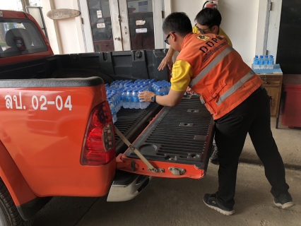 ไฟล์แนบ กปภ.สาขาลำปาง มอบน้ำดื่มบรรจุขวด ให้แก่ สำนักงานกองอำนวยการป้องกันและบรรเทาสาธารณภัย