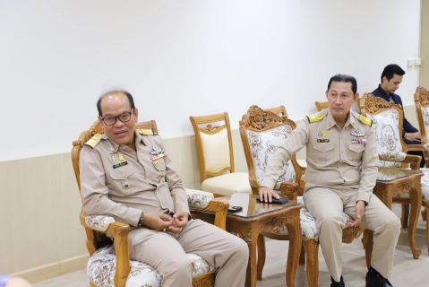 ไฟล์แนบ ผอ.กปภ.ข.4 เข้าพบ ผวจ.สุราษฎร์ธานี และหัวหน้าส่วนราชการในพื้นที่ ในโอกาสเข้ารับตำแหน่งใหม่