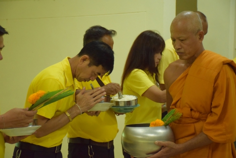 ไฟล์แนบ กปภ.สาขาระยอง ร่วมถวายภัตตาหารเพลแด่พระภิกษุสงฆ์ ตามโครงการบรรพชาอุปสมบท เฉลิมพระเกียรติพระบาทสมเด็จพระเจ้าอยู่หัวฯ