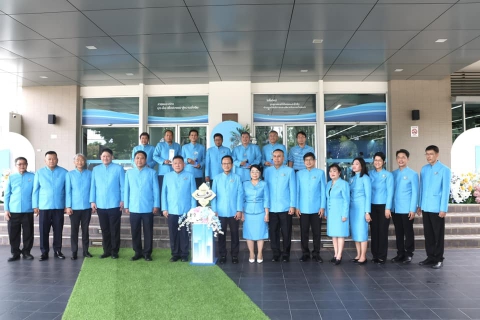ไฟล์แนบ การประปาส่วนภูมิภาค เข้าร่วมพิธีรับโล่ และ ตรารับรองมาตรฐานการให้บริการศูนย์ราชการสะดวก (GECC) ประจำปี 2567