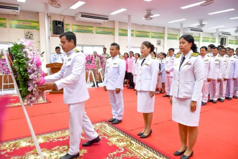 ไฟล์แนบ การประปาส่วนภูมิภาคสาขาท่าแซะ ร่วมวางพวงมาลาน้อมรำลึกถึงพระมหากรุณาธิคุณ ร.5 เนื่องใน วันปิยมหาราช