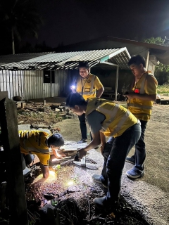 ไฟล์แนบ การประปาส่วนภูมิภาคสาขาอ่าวลึก ลงพื้นที่ออกสำรวจค้นหาท่อแตก  รั่ว ณ บริเวณท่อเส้นพื้นที่อำเภอปลายพระยา จังหวัดกระบี่