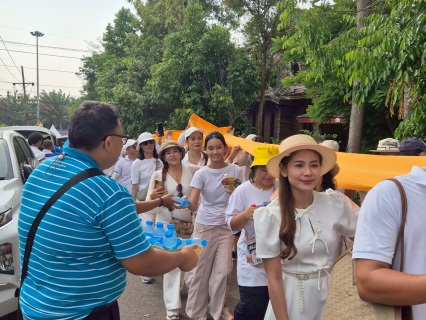 ไฟล์แนบ กปภ.สาขาสุราษฎร์ธานี(พ) บริการน้ำดื่มบรรจุขวดตราสัญลักษณ์ กปภ. ในงาน แห่ผ้าห่มพระธาตุศรีสุราษฎร์ แลธรรมชาติเขาท่าเพชร ประจำปี 2568 