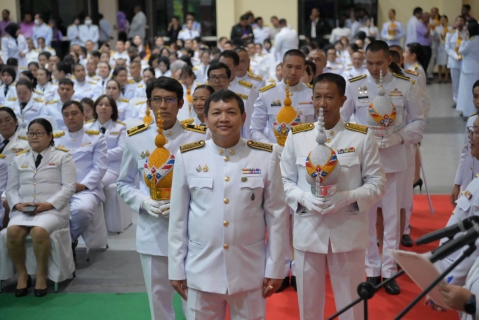 ไฟล์แนบ กปภ.สาขานราธิวาส ร่วมพิธีเจริญพระพุทธมนต์ พิธีทำบุญตักบาตร พิธีถวายเครื่องราชสักการะพานพุ่มเงิน-พุ่มทอง พิธีกล่าวถวายพระพรชัยมงคล และพิธีลงนามถวายพระพร เนื่องในโอกาสวันคล้ายวันพระราชสมภพ สมเด็จพระกนิษฐาธิราชเจ้า กรมสมเด็จพระเทพรัตนราชสุดาฯ สยามบรมราชกุมารี