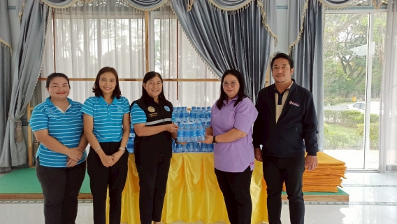 ไฟล์แนบ กปภ.สาขาอ้อมน้อย มอบน้ำดื่มเพื่อสนับสนุนโครงการบรรพชาสามเณรภาคฤดูร้อน ประจำปี 2568