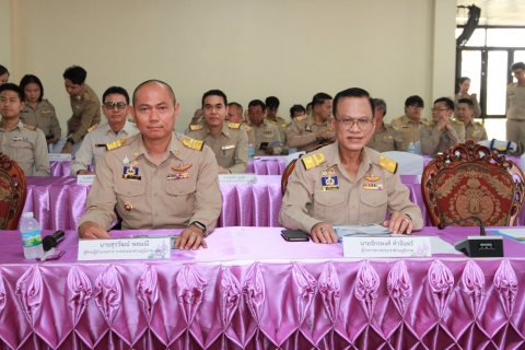 ไฟล์แนบ ผู้ว่าการ กปภ. ร่วมให้การต้อนรับ ราชเลขานุการในพระองค์ฯ รองนายกรัฐมนตรีและรัฐมนตรีว่าการกระทรวงมหาดไทย ลงพื้นที่ติดตามโครงการพัฒนาเกาะสีชัง เร่งแก้ปัญหาน้ำ-ส่งเสริมท่องเที่ยว ดันเศรษฐกิจท้องถิ่นโต