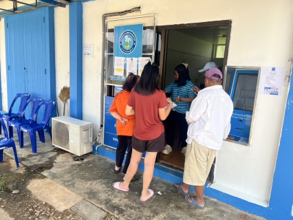 ไฟล์แนบ การประปาส่วนภูมิภาคสาขาทุ่งสง ให้บริการรับชำระค่าน้ำประปานอกสถานที่ ณ สถานีผลิตน้ำนาบอน พร้อมแนะนำการใช้งานระบบออนไลน์  PWA  Plus  Life , PWA  LINE  OFFICIAL และตู้คีออส