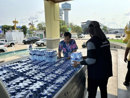 ไฟล์แนบ กปภ.สาขาสมุทรสาคร (พ) มอบน้ำดื่มสนับสนุนองค์การบริหารส่วนตำบลท่าทราย เนื่องในวันผู้สูงอายุ ประจำปี 2568