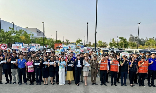 ไฟล์แนบ กปภ.สาขาสมุทรสาคร (พ) เข้าร่วมพิธีเปิดศูนย์ปฏิบัติการป้องกันและลดอุบัติเหตุทางถนนและทางน้ำ ช่วงเทศกาลสงกรานต์ พ.ศ. 2568 จังหวัดสมุทรสาคร