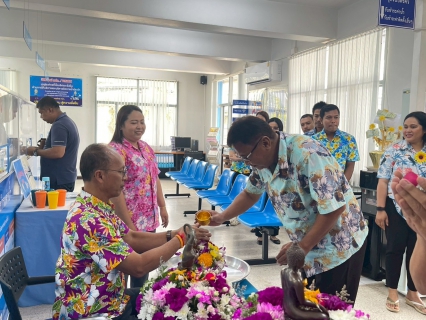 ไฟล์แนบ กปภ.สาขาหลังสวน ร่วมสืบสานประเพณีสงกรานต์ จัดพิธีสรงน้ำพระและรดน้ำดำหัวขอพรผู้ใหญ่