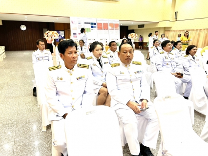 ไฟล์แนบ การประปาส่วนภูมิภาคสาขาเพชรบุรี เข้าร่วมพิธีรับมอบแบบลายผ้าพระราชทาน ผ้าลายสิริราชพัสตราภรณ์