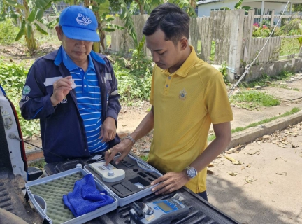 ไฟล์แนบ กปภ.สาขาภูเก็ต นำทีมลงพื้นที่ บริเวณหมู่บ้านจอมทองมณีคราม ตำบลวิชิต อำเภอเมือง จังหวัดภูเก็ต เพื่อดำเนินการตรวจสอบคุณภาพน้ำ