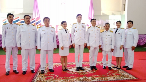 ไฟล์แนบ การประปาส่วนภูมิภาคสาขาเดิมบางนางบวช นำโดยนายยุทธนา ต๊ะปินตา ผู้จัดการฯ พร้อมทั้งหัวหน้างานและพนักงานในสังกัดฯ ร่วมพิธีจุดเทียนถวายพระพรชัยมงคล