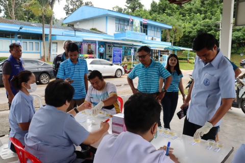 ไฟล์แนบ กปภ.สาขาภูเก็ต ดำเนินโครงการโรงงานสีขาวสู่มาตรฐานการป้องกันและแก้ไขปัญหายาเสพติดในสถานประกอบกิจการ