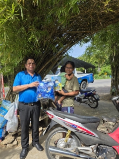 ไฟล์แนบ กปภ.สาขาพัทลุง จัดกิจกรรมโครงการมุ่งมั่นเพื่อปวงชนเติมใจให้กัน ณ หมู่ที่ 1 และหมู่ที่ 5 ตำบลแพรกหา อำเภอควนขนุน จังหวัดพัทลุง