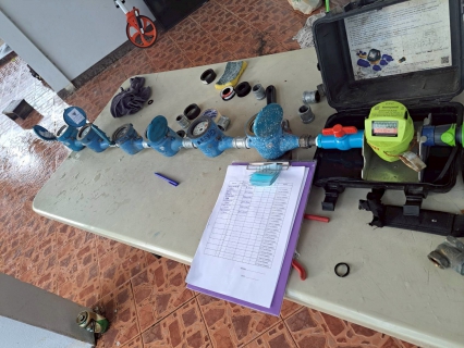 ไฟล์แนบ กปภ.สาขาเพชรบูรณ์ ดำเนินการทดสอบความปกติของมาตรวัดน้ำ