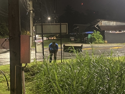 ไฟล์แนบ กปภ.สาขาตะกั่วป่า ดำเนินงานตามแผนบริหารจัดการน้ำสูญเสียเชิงรุก ทำ Step Test ลงพื้นที่เดินเท้าหาท่อแตกรั่ว พร้อมซ่อมปิดจุด เพื่อลดการเกิดน้ำสูญเสีย