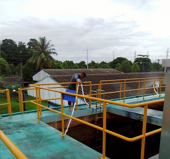 ไฟล์แนบ การประปาส่วนภูมิภาคสาขาตราด ดำเนินการล้างถังตกตะกอน สถานีผลิตน้ำปลายคลอง 2