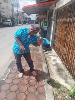 ไฟล์แนบ วันที่ 23 มิถุนายน 2568 การประปาส่วนภูมิภาคสาขาเขาชัยสน นำโดย นายณัฐยุทธ โชโต ผู้จัดการ พร้อมด้วยหัวหน้างานและพนักงานในสังกัด เดินสำรวจหาท่อรั่ว หลังจากการดำเนินการทำ STEP TEST DAY พื้นที่ ในพื้นที่ DMA - 03 บางแก้ว ฝั่งซ้าย (โซนรถไฟ)