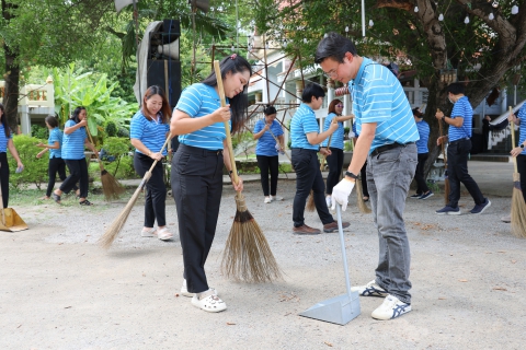 ไฟล์แนบ กปภ.ข.3 ร่วมถวายเทียนจำนำพรรษา ทอดผ้าป่าสามัคคี มอบทุนการศึกษา และกิจกรรมจิตอาสา ณ วัดบ้านหม้อ (ประชารังษี) ปี 2568