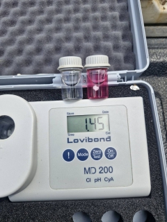 ไฟล์แนบ กปภ.สาขาภูเก็ต นำทีมลงพื้นที่ บริเวณหน้าสำนักสงฆ์กู้กู ตำบลรัษฎา อำเภอเมือง จังหวัดภูเก็ต เพื่อดำเนินการตรวจสอบคุณภาพน้ำ