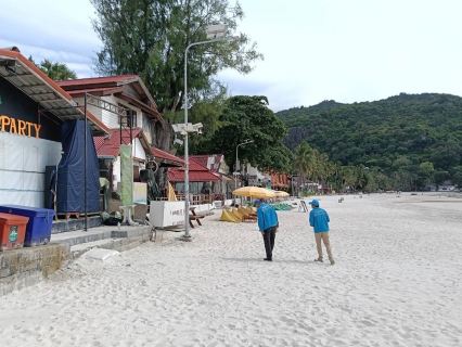 ไฟล์แนบ กปภ.สาขาเกาะพะงัน ลงพื้นที่สำรวจเพื่อค้นหาท่อแตก-รั่ว ในพื้นที่จ่ายน้ำ MM03 บริเวณบ้านหาดริ้น หมู่ที่ 6 ตำบลบ้านใต้ อำเภอเกาะพะงัน จังหวัดสุราษฎร์ธานี